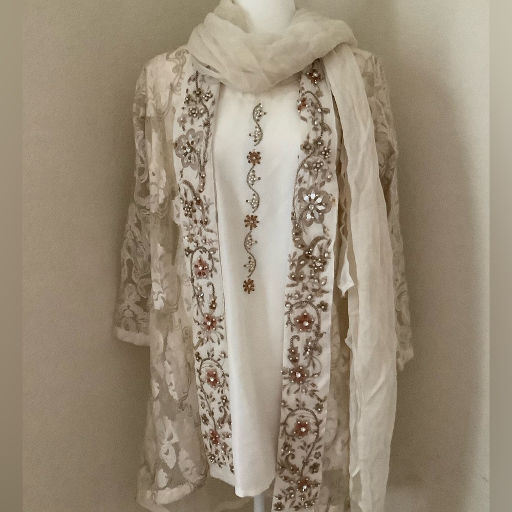 Designed embroidered Pakistani shalwar kameez set